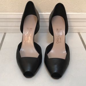 Salvatore Ferragamo Black Leather D’orsay Pumps Peep Toe Size 7.5